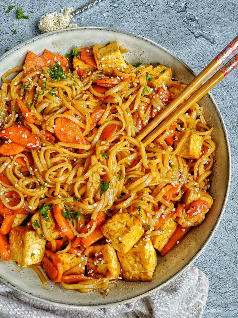 Vegan Stir Fry Noodles with Tofu - Munchmeals by Janet