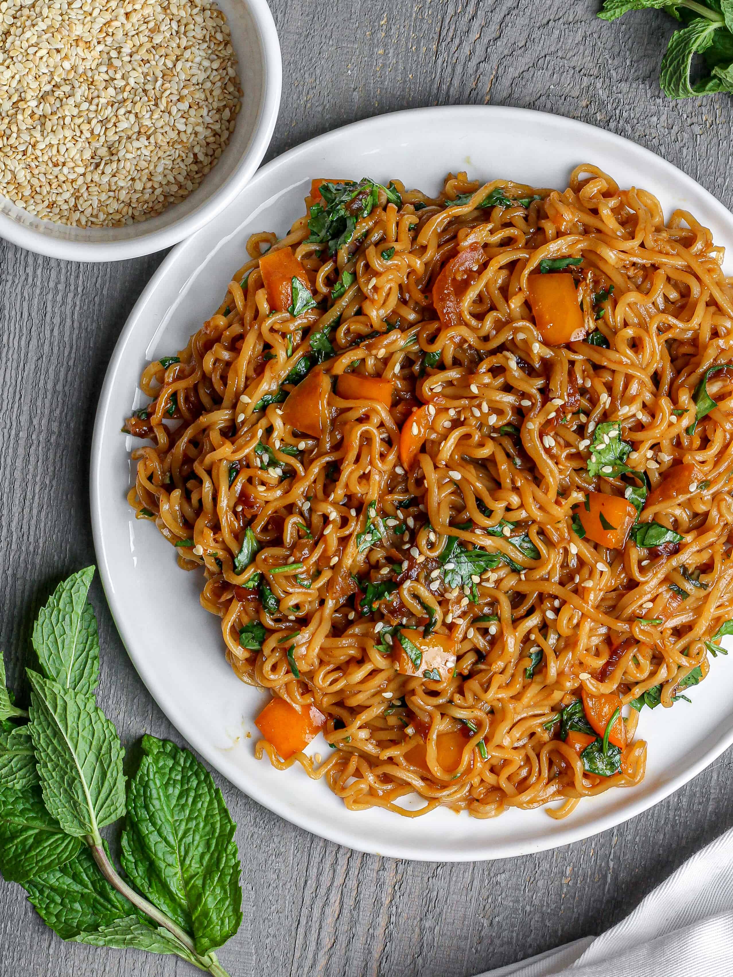 Spicy Caramelized Onion Gochujang Noodles Munchmeals by